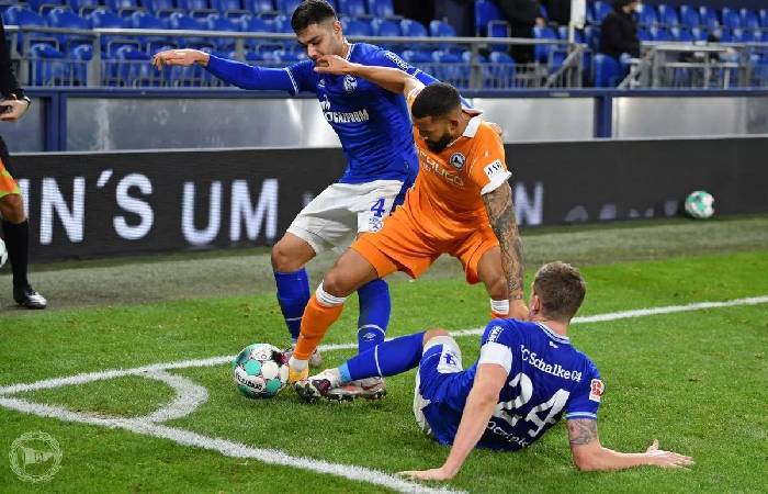 Nhận định, soi k&egrave;o Schalke vs Arminia Bielefeld, 00h30 ng&agrave;y 7/3: Củng cố ng&ocirc;i đầu