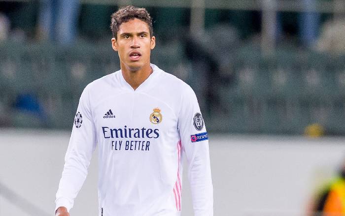 Varane bất ngờ bị gạch t&ecirc;n chỉ &iacute;t giờ trước trận đại chiến Liverpool