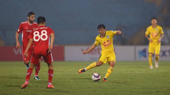 Soi k&egrave;o phạt g&oacute;c Viettel vs HAGL, 19h15 ng&agrave;y 6/4