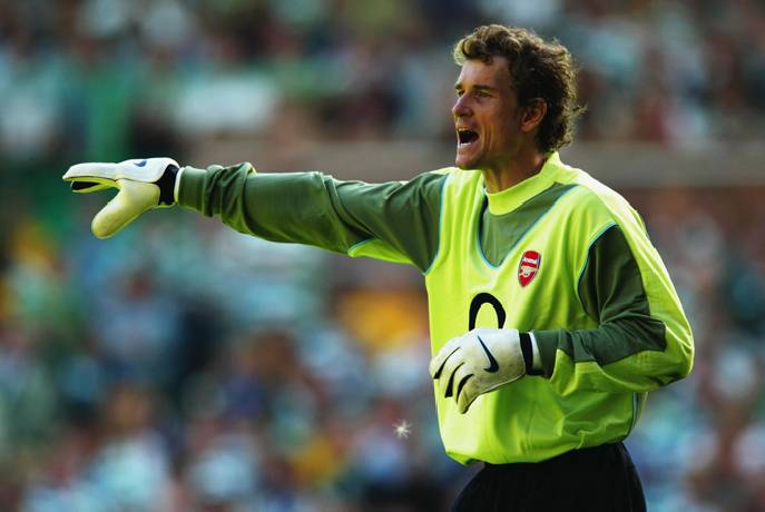 Cựu thủ m&ocirc;n Arsenal - Jens Lehmann mất việc v&igrave; ph&acirc;n biệt chủng tộc