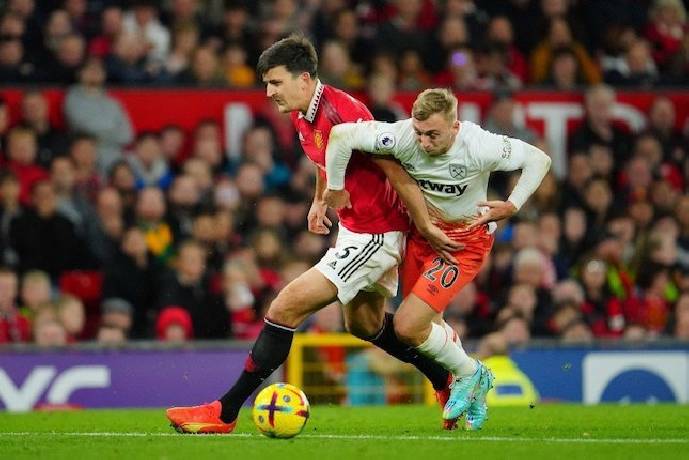 Soi k&egrave;o hiệp 1 West Ham vs MU, 01h00 ng&agrave;y 8/5