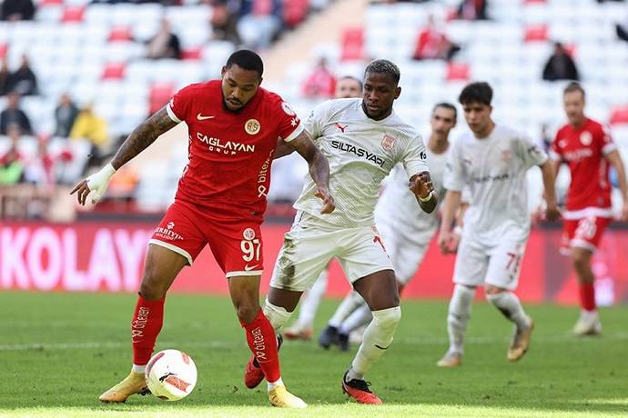 Nhận định, soi k&egrave;o Antalyaspor với Pendikspor, 0h00 ng&agrave;y 7/5: Kh&oacute; cho kh&aacute;ch