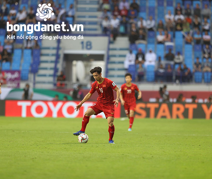 Anh Đức nổ s&uacute;ng, nhưng C&ocirc;ng Phượng mới l&agrave; 'g&agrave; son' của ĐT Việt Nam