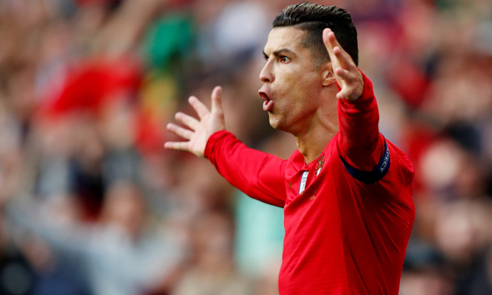 Ronaldo lần đầu đ&aacute; phạt th&agrave;nh b&agrave;n sau thời gian &lsquo;tịt ng&ograve;i&rsquo; kỷ lục