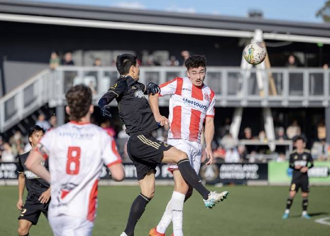 Nhận định, soi k&egrave;o Birkenhead United vs Auckland United, 13h00 ng&agrave;y 7/6: Củng cố ng&ocirc;i đầu