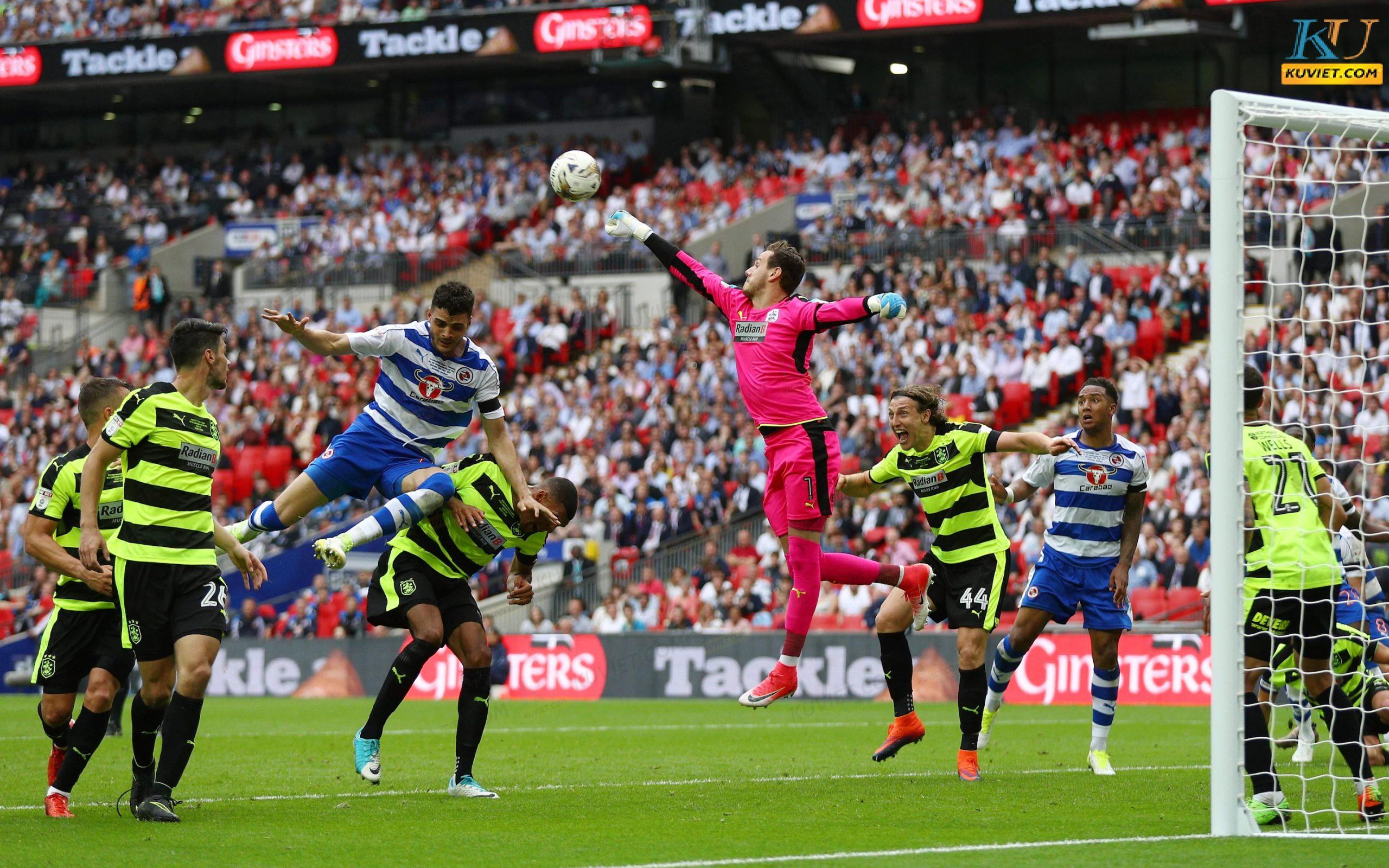 Nhận định Reading vs Huddersfield Town, 0h00 ng&agrave;y 8/7