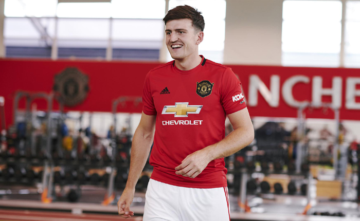 Harry Maguire gi&uacute;p MU lần đầu l&agrave;m &lsquo;chuyện ấy&rsquo; sau 30 năm