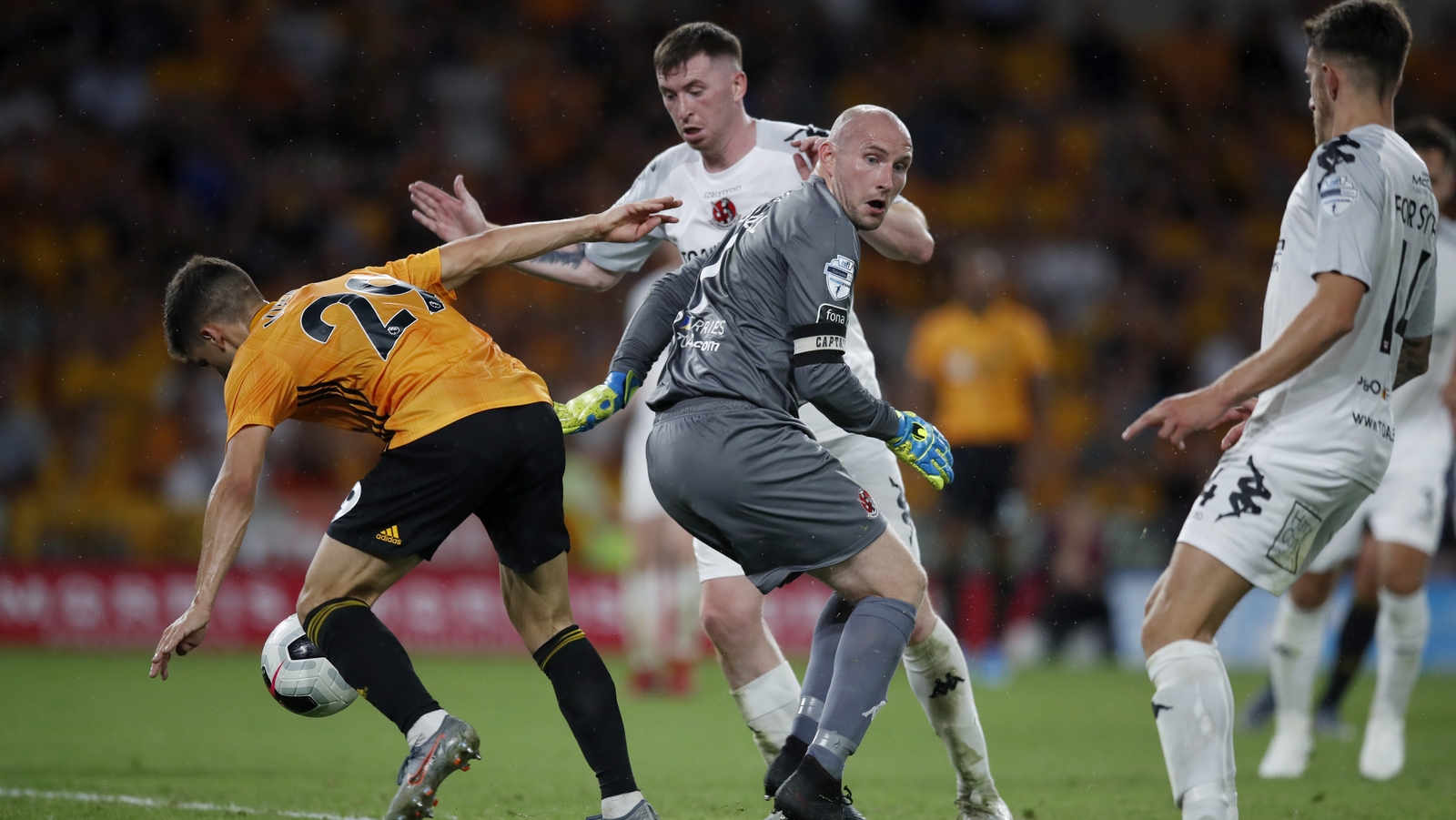 Nhận định Pyunik vs Wolves 23h00, 08/08 (C&uacute;p C2 ch&acirc;u &Acirc;u)