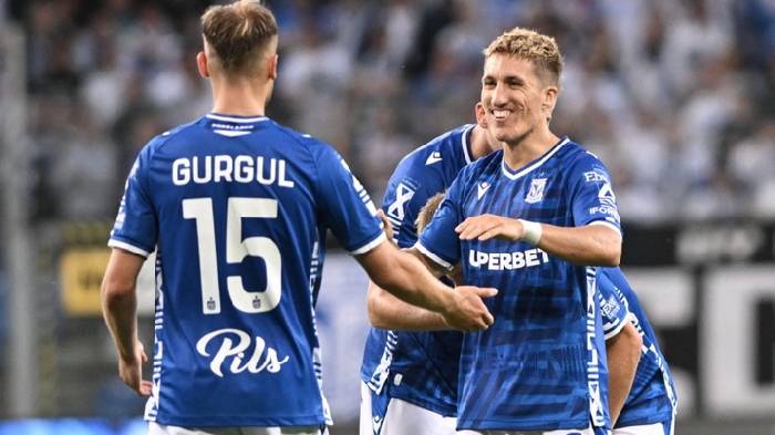 Soi k&egrave;o phạt g&oacute;c Lech Poznan vs Crvena Zvezda, 01h30 ng&agrave;y 7/8