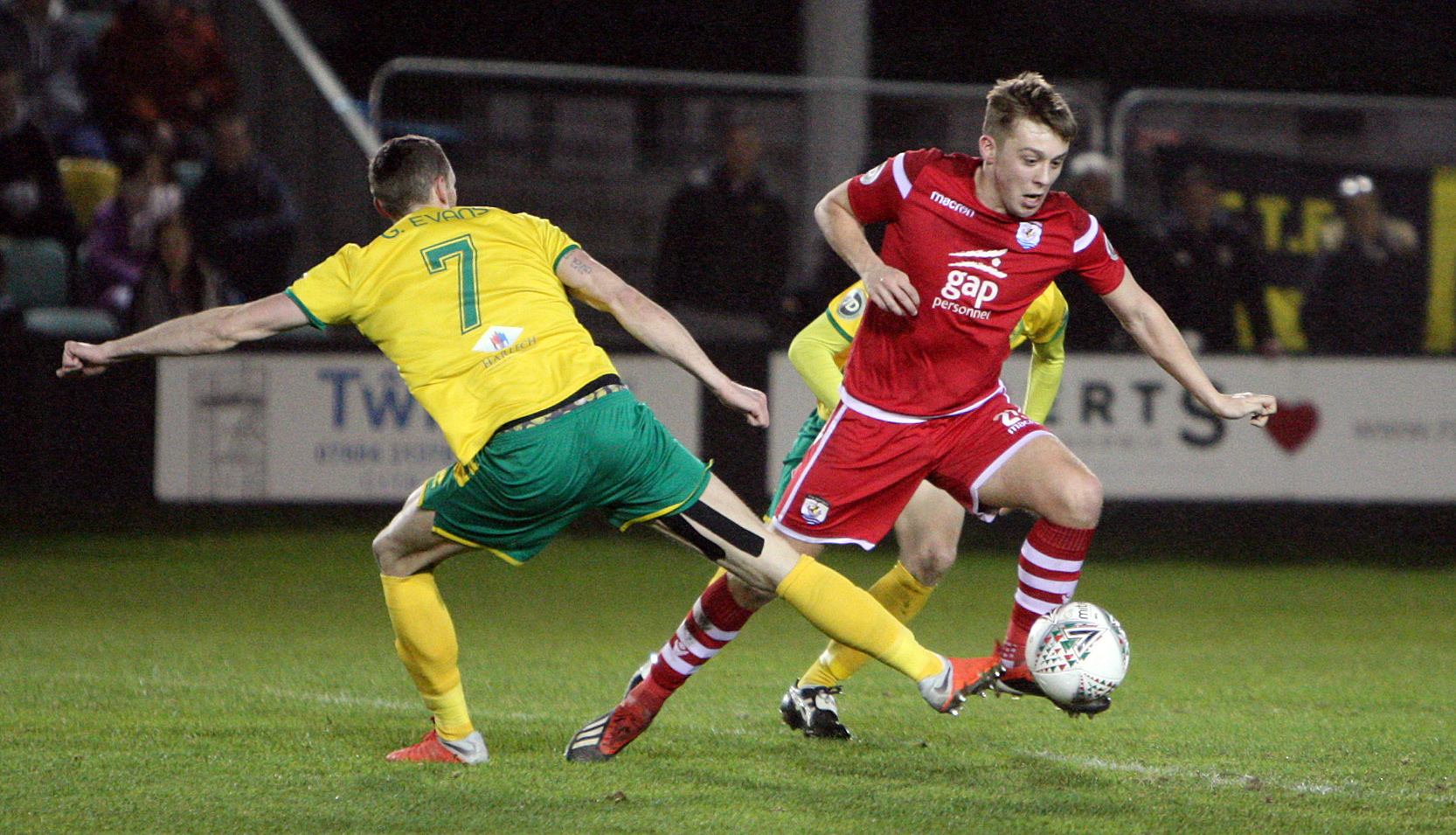 Nhận định Connahs Quay Nomads vs Barry Town Afc, 22h00 ng&agrave;y 20/3