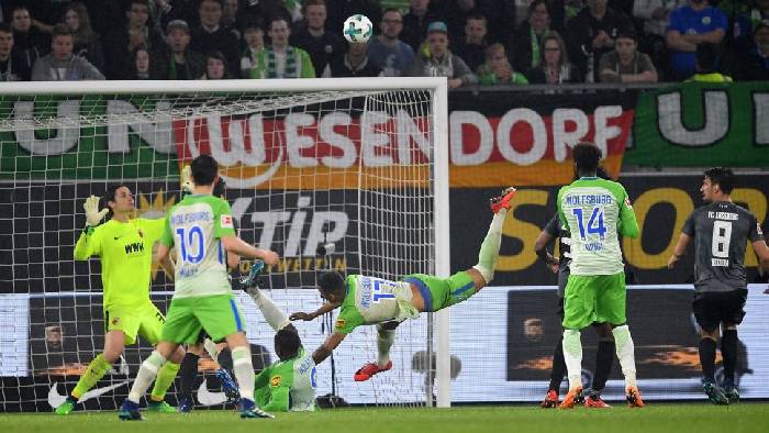 Nhận định, soi k&egrave;o Augsburg vs Wolfsburg, 20h30 ng&agrave;y 8/10