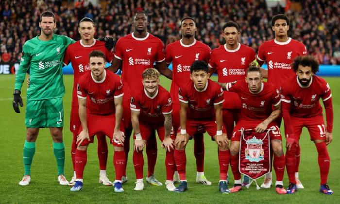 Chờ m&atilde;i mới c&oacute; cơ hội thi đấu, sao Liverpool d&iacute;nh lu&ocirc;n chấn thương