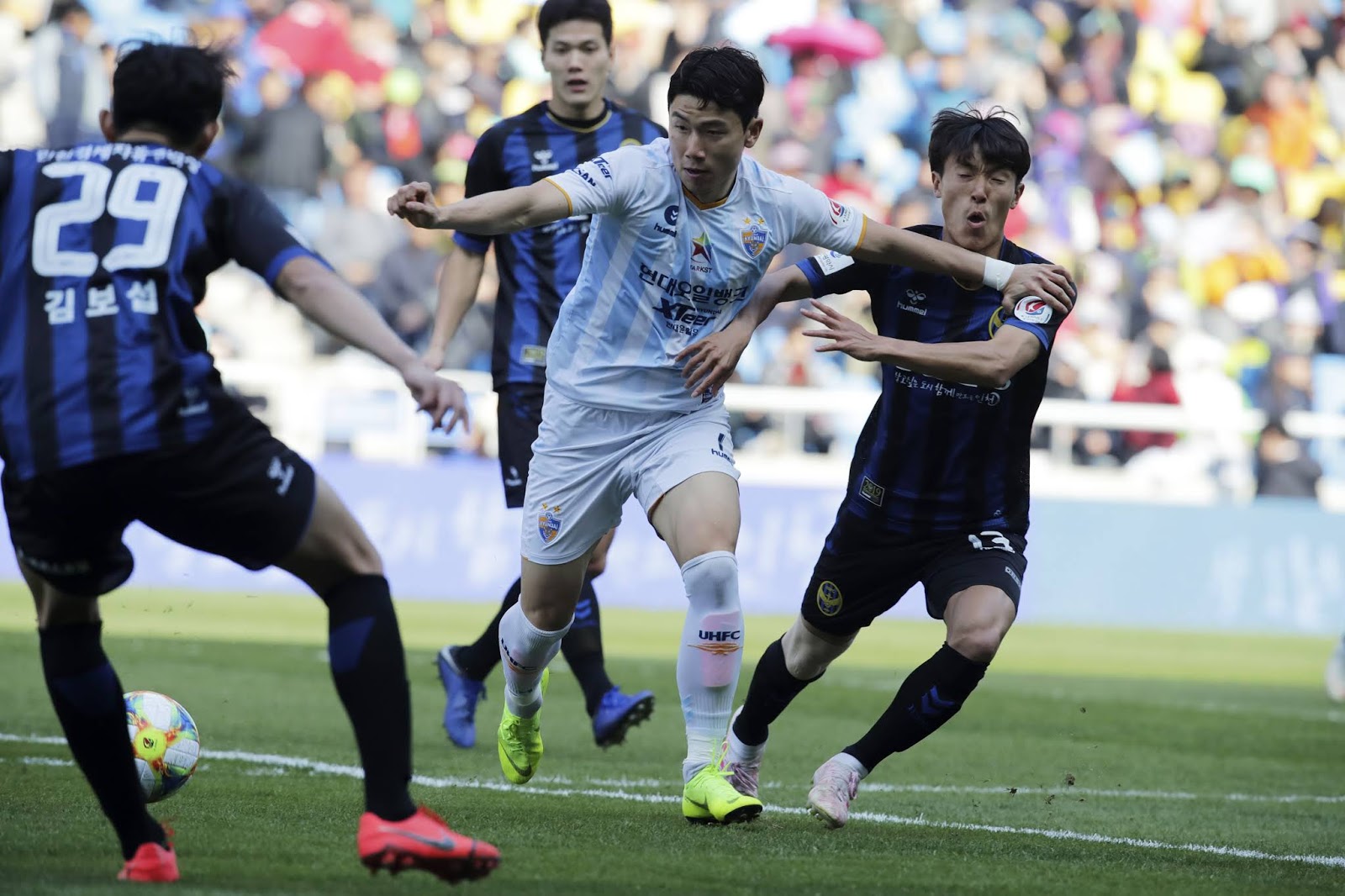 Ph&acirc;n t&iacute;ch tỷ lệ Daejeon Korail vs Suwon Bluewings, 17h ng&agrave;y 6/11