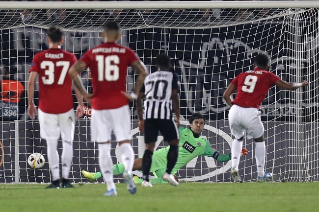 Nhận định b&oacute;ng đ&aacute; Man United vs Partizan, 3h ng&agrave;y 8/11: Nỗi lo h&agrave;ng c&ocirc;ng