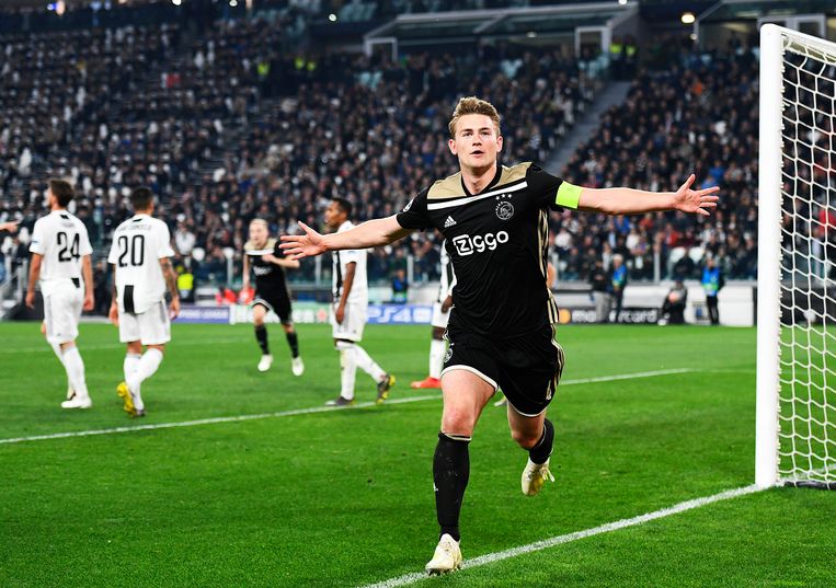 Matthijs de Ligt bị gạt khỏi danh s&aacute;ch trận Lokomotiv vs Juventus