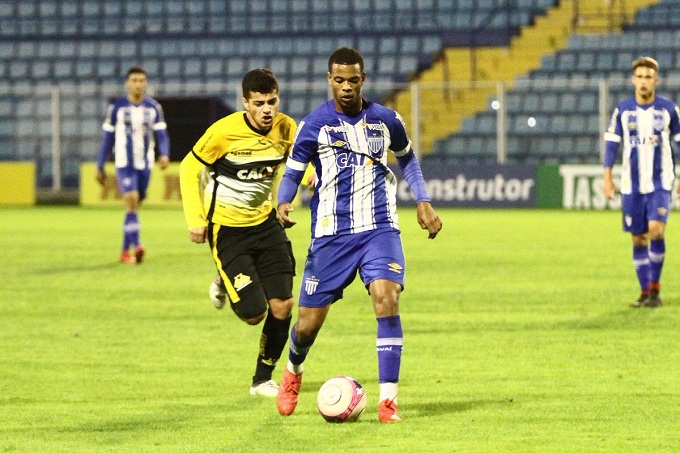 Nhận định b&oacute;ng đ&aacute; Avai vs Santos, 7h ng&agrave;y 7/11: Chủ nh&agrave; bu&ocirc;ng xu&ocirc;i