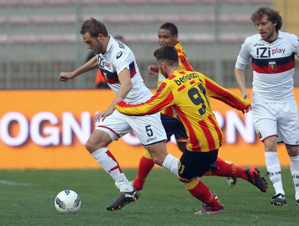 Lecce vs Genoa (18h30 8/12): Đối thủ ưa th&iacute;ch