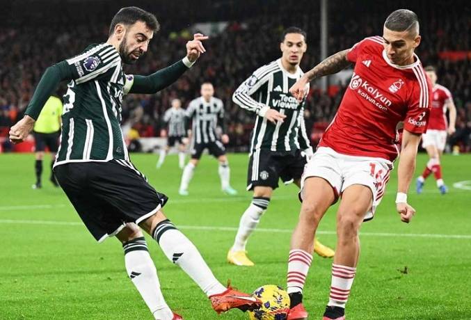 Nhận định, soi k&egrave;o MU vs Nottingham, 0h30 ng&agrave;y 8/12: Đứng dậy sau c&uacute; vấp