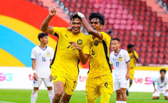 U22 Malaysia v&ugrave;i dập L&agrave;o, đẩy Việt Nam v&agrave;o thế kh&oacute; ở SEA Games 33