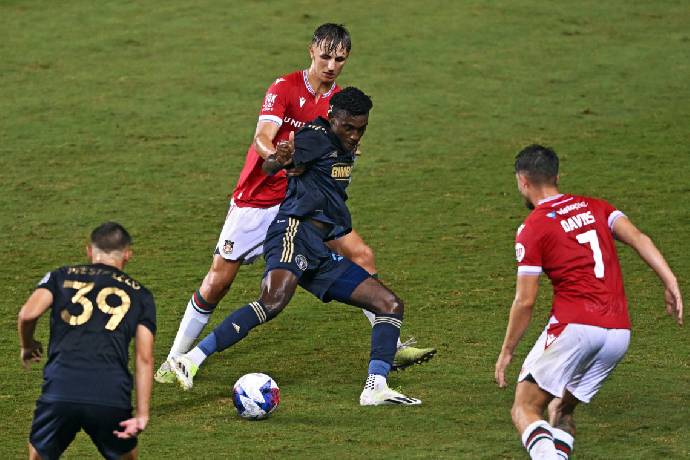 Nhận định, soi k&egrave;o Port Vale vs Wrexham, 2h00 ng&agrave;y 8/1: Kh&aacute;ch tự tin