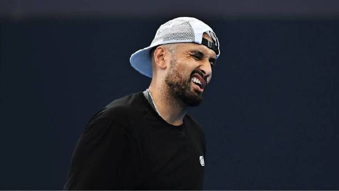 Nick Kyrgios bị loại ở v&ograve;ng 1 Brisbane International 2026, thừa nhận m&igrave;nh đ&atilde; &lsquo;hết thời&rsquo;
