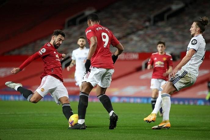 Soi k&egrave;o phạt g&oacute;c MU vs Leeds, 3h ng&agrave;y 9/2