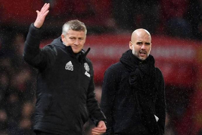 Pep lại chơi 'v&otilde; mồm' trước Derby Manchester