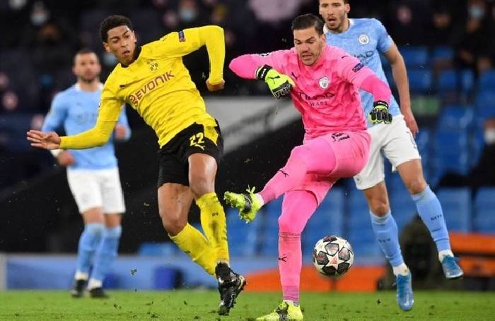 Tranh c&atilde;i b&agrave;n thắng bị từ chối của Dortmund ở trận thua Man City
