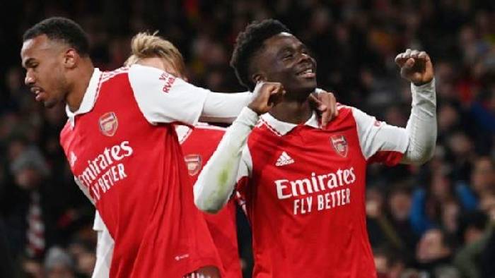 'Arsenal định vắt kiệt sức cậu ấy &agrave;, bổ sung vị tr&iacute; ấy đi chứ'