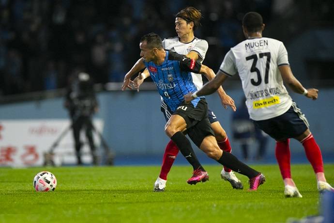 Ph&acirc;n t&iacute;ch k&egrave;o hiệp 1 Kawasaki Frontale vs Yokohama FC, 17h00 ng&agrave;y 8/7