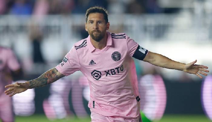 Messi rực s&aacute;ng với si&ecirc;u phẩm, đưa Miami v&agrave;o tứ kết League Cup