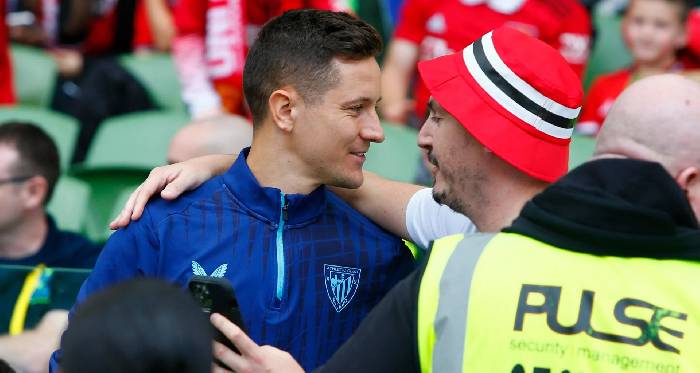 T&aacute;i ngộ Man United, cựu Quỷ Đỏ gửi th&ocirc;ng điệp khiến CĐV 'tan chảy'