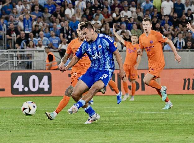 Chuy&ecirc;n gia Tony Ansell dự đo&aacute;n Slovan Bratislava vs APOEL Nicosia, 01h30 ng&agrave;y 8/8