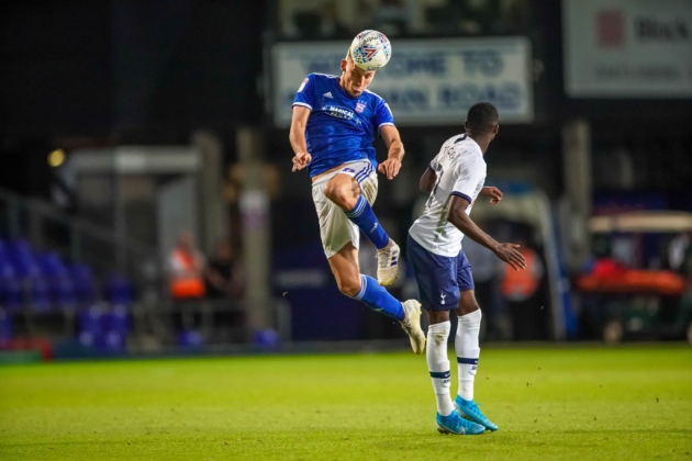 Nhận định b&oacute;ng đ&aacute; Colchester vs U21 Tottenham, 01h30 ng&agrave;y 09/10: Run rẩy nơi đất kh&aacute;ch