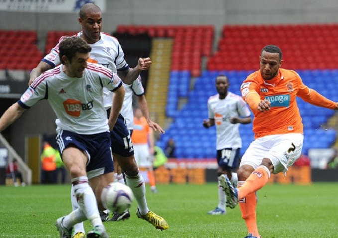 Nhận định b&oacute;ng đ&aacute; Bolton vs Blackpool, 02h00 ng&agrave;y 08/10: Khủng hoảng to&agrave;n diện