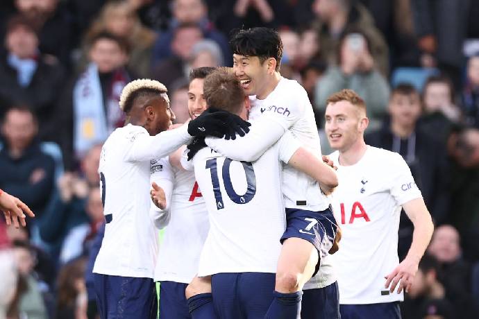 Soi k&egrave;o phạt g&oacute;c Luton Town vs Tottenham, 18h30 ng&agrave;y 7/10