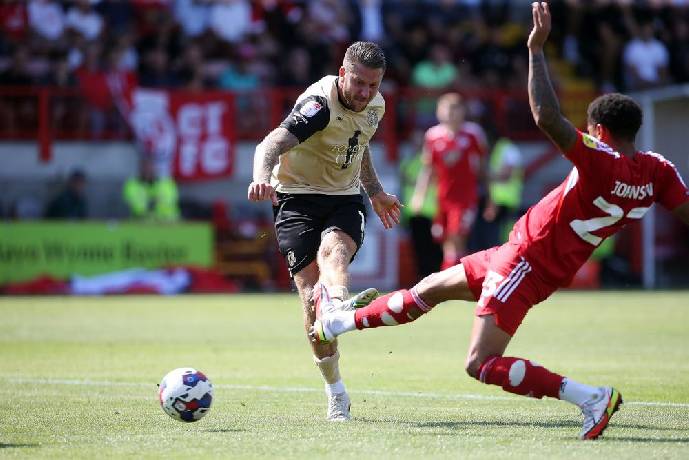 Nhận định, soi k&egrave;o Leyton Orient vs Crawley Town, 1h00 ng&agrave;y 8/10: Xốc lại tinh thần