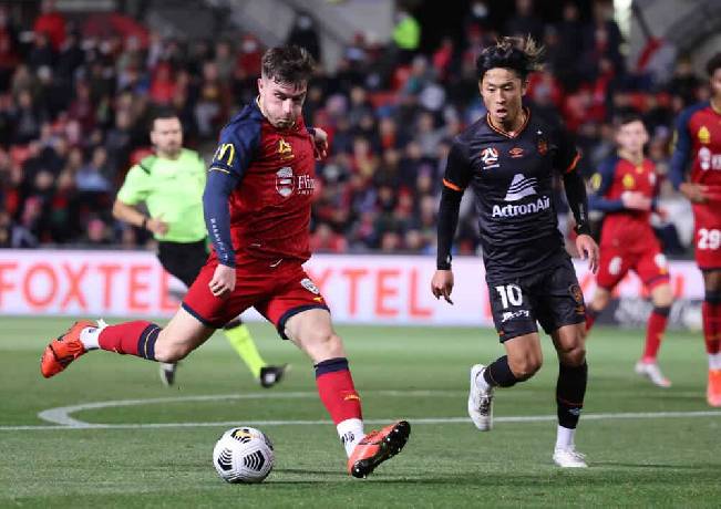 Soi k&egrave;o phạt g&oacute;c Brisbane Roar vs Adelaide, 15h45 ng&agrave;y 9/12