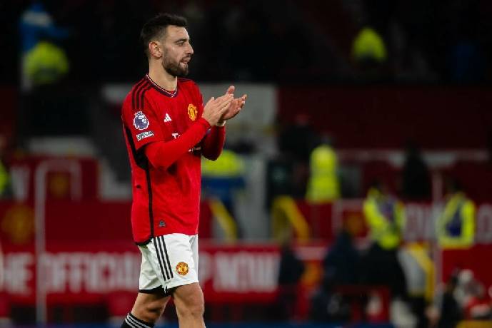 Scott McTominay bật mode &ldquo;cứu thầy&rdquo;, Man United xử đẹp Chelsea 