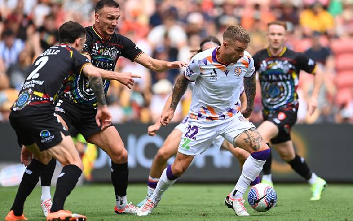 Soi k&egrave;o phạt g&oacute;c Perth Glory vs Melbourne City, 17h45 ng&agrave;y 8/12