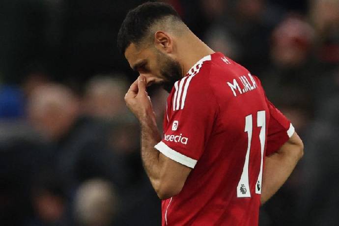 Salah c&ocirc;ng khai m&acirc;u thuẫn với Liverpool, &aacute;m chỉ muốn ra đi