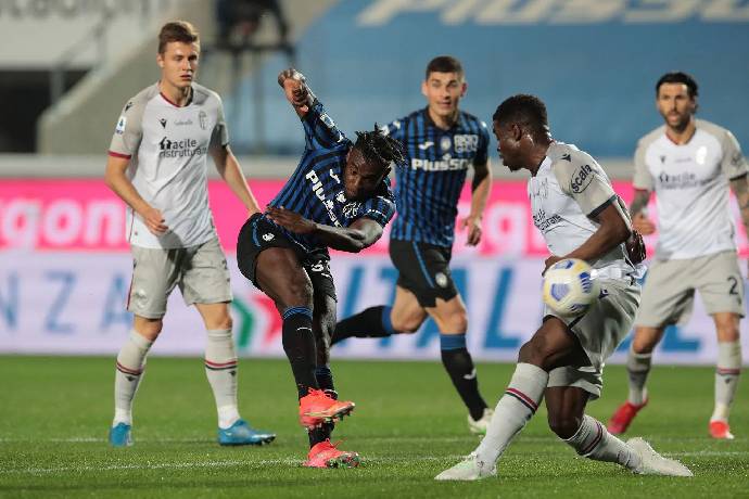 Ph&acirc;n t&iacute;ch k&egrave;o hiệp 1 Bologna vs Atalanta, 2h45 ng&agrave;y 10/1