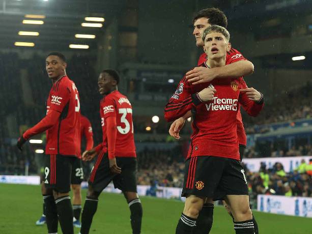 Soi k&egrave;o phạt g&oacute;c Wigan vs MU, 03h15 ng&agrave;y 9/1