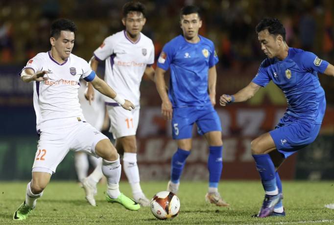 Nhận định, soi k&egrave;o Quảng Nam vs Becamex B&igrave;nh Dương, 17h00 ng&agrave;y 9/2: Chiến thắng nhọc nhằn