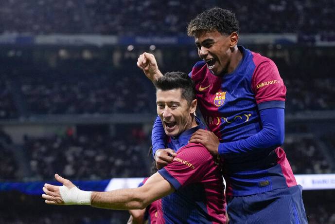 Si&ecirc;u m&aacute;y t&iacute;nh dự đo&aacute;n Sevilla vs Barcelona, 03h00 ng&agrave;y 10/2