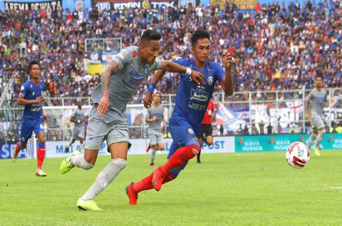 Nhận định, soi k&egrave;o Arema vs Persib, 20h30 ng&agrave;y 09/03