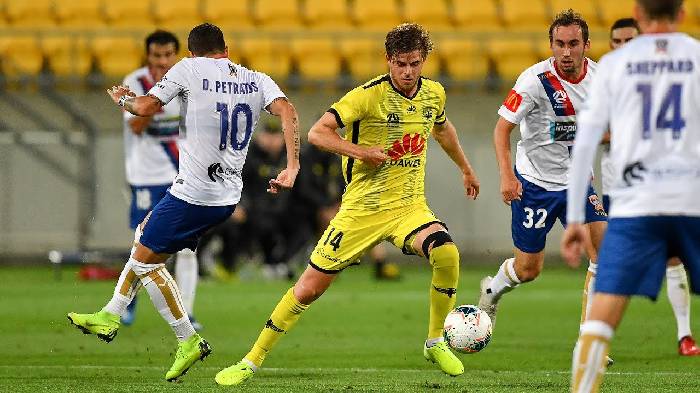 Soi k&egrave;o phạt g&oacute;c Wellington Phoenix vs Newcastle Jets, 15h45 ng&agrave;y 9/3