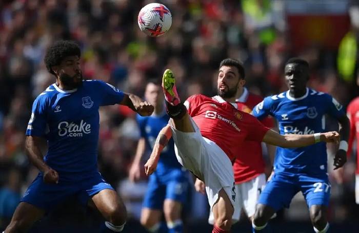 Soi k&egrave;o hiệp 1 MU vs Everton, 19h30 ng&agrave;y 9/3