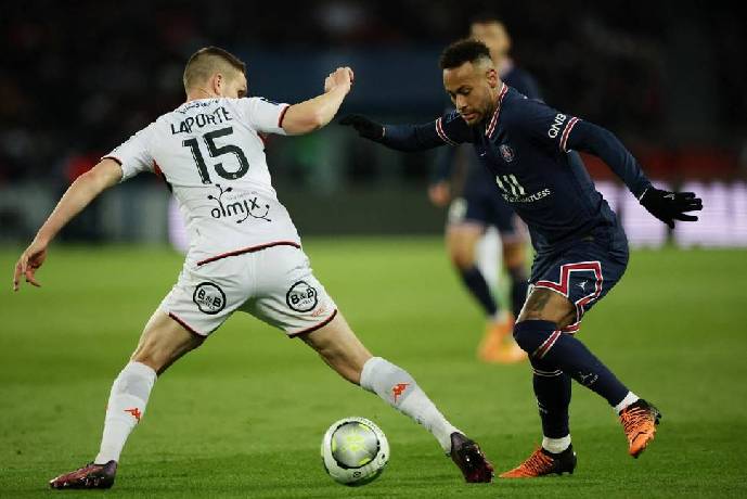 Soi k&egrave;o phạt g&oacute;c Nice vs PSG, 02h00 ng&agrave;y 9/4