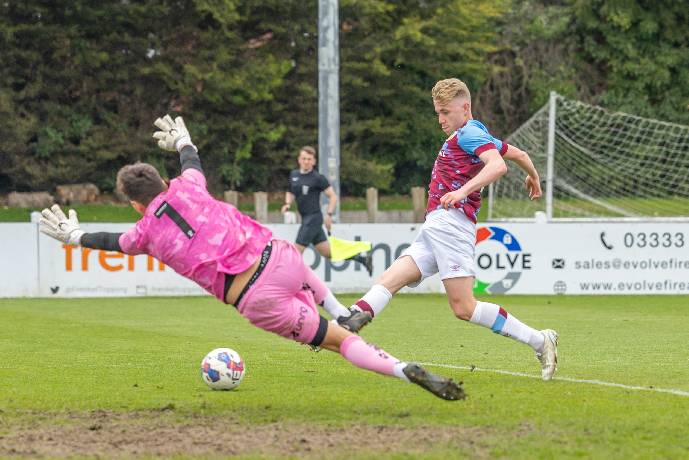 M&aacute;y t&iacute;nh dự đo&aacute;n b&oacute;ng đ&aacute; 9/5: U21 Watford vs U21 Burnley